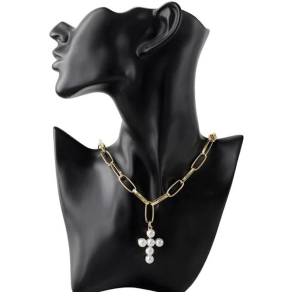 Pearls Choker Necklace - Picture 7 of 8
